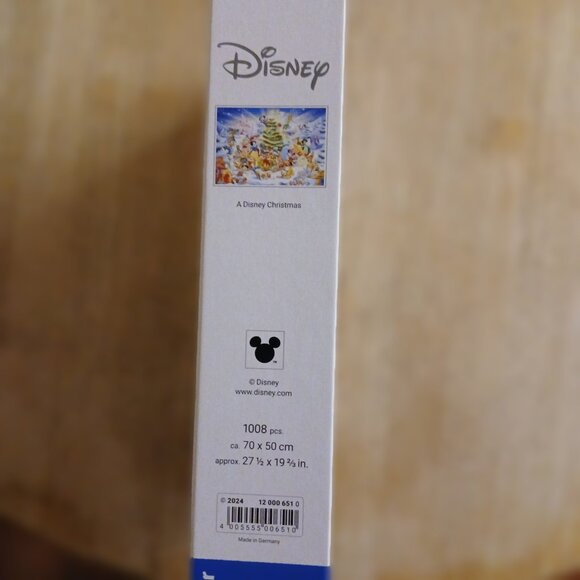 Ravensburger A Disney Christmas Jigsaw Puzzle, 1000 Pieces - Picture 3 of 3